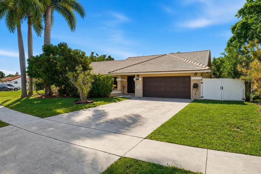 Unit for sale at 9577 Majestic Way, Boynton Beach, FL 33437