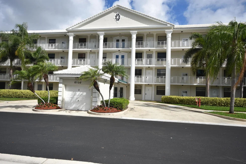 Unit for sale at 6109 Balboa Circle, Boca Raton, FL 33433