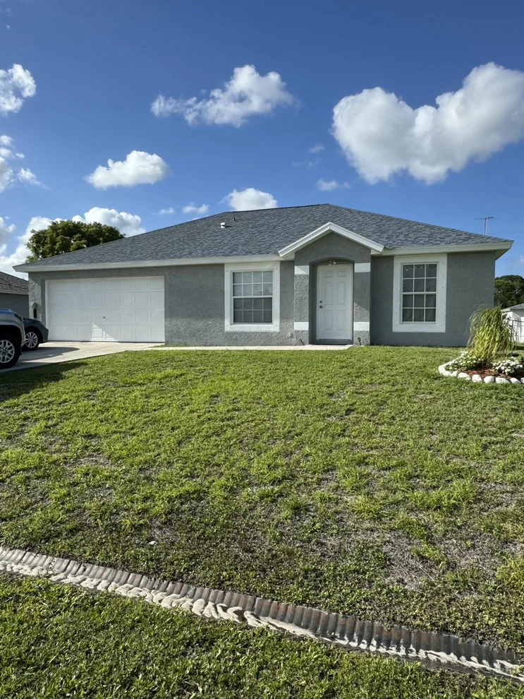 Unit for sale at 461 SW Exmore Avenue, Port St Lucie, FL 34983