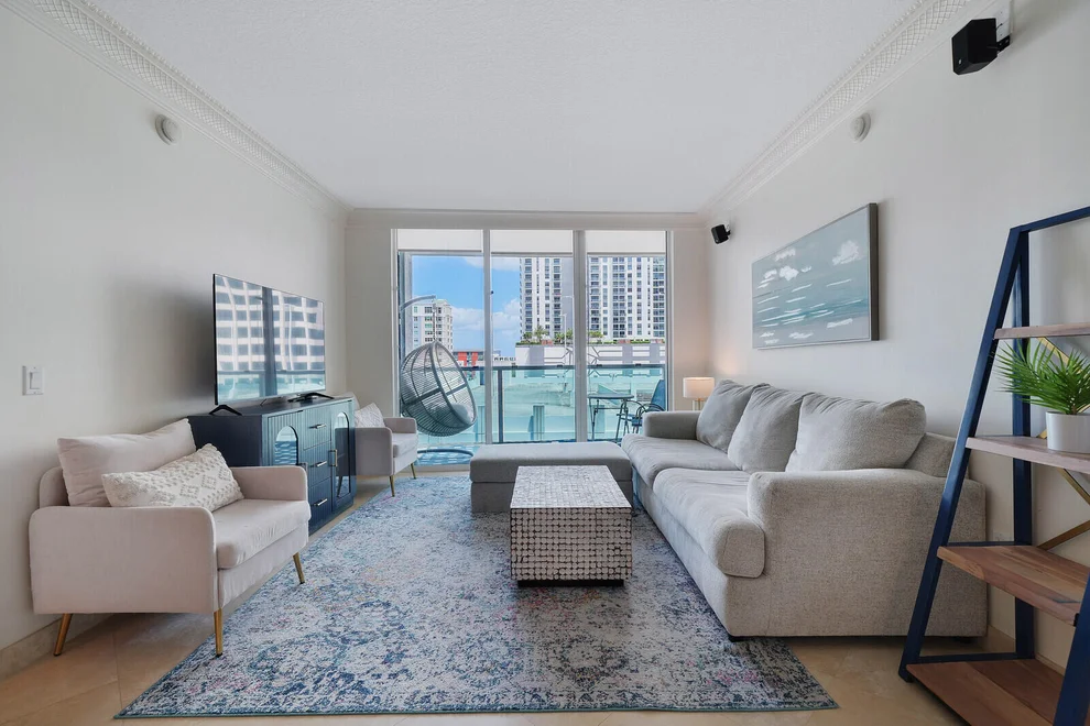 Unit for sale at 350 SE 2nd Street, Fort Lauderdale, FL 33301
