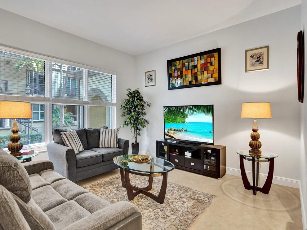 Unit for sale at 2633 NE 14th Avenue, Wilton Manors, FL 33334