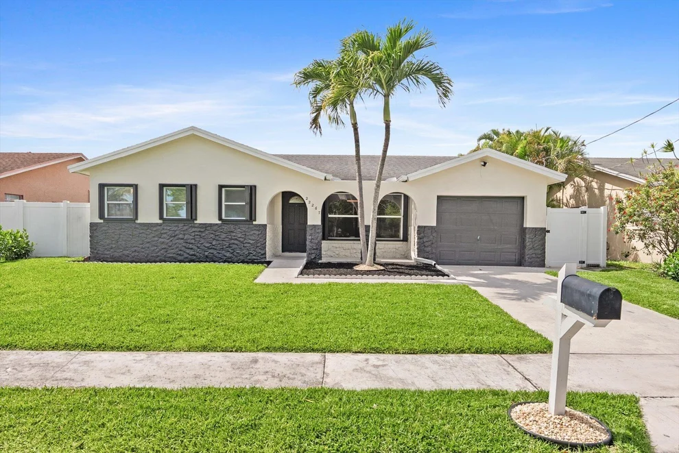 Unit for sale at 22267 SW 57th Avenue, Boca Raton, FL 33428