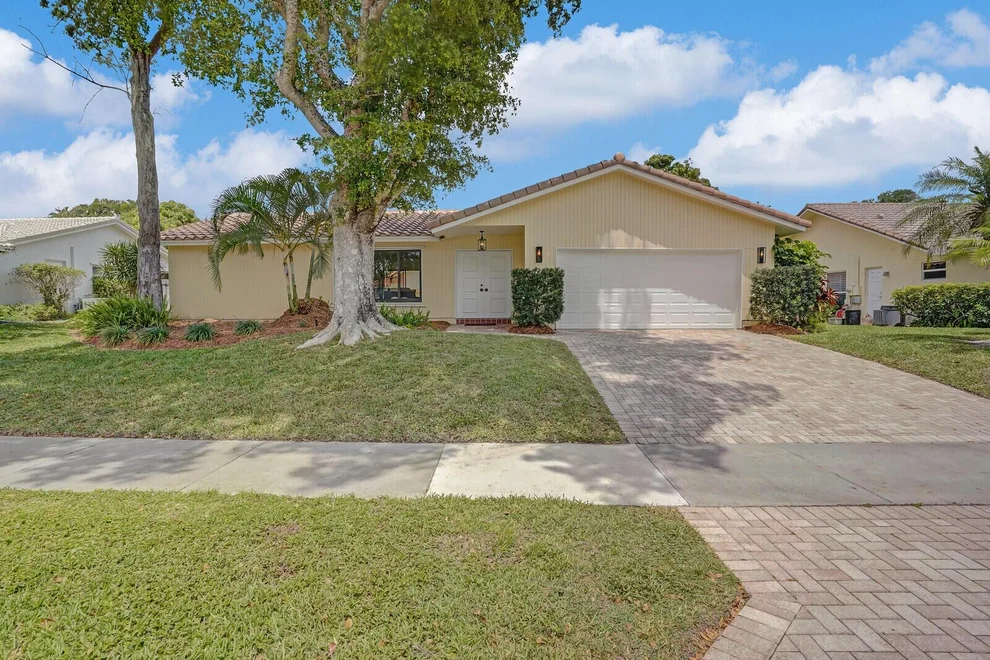 Unit for sale at 2375 NW 29th Road, Boca Raton, FL 33431