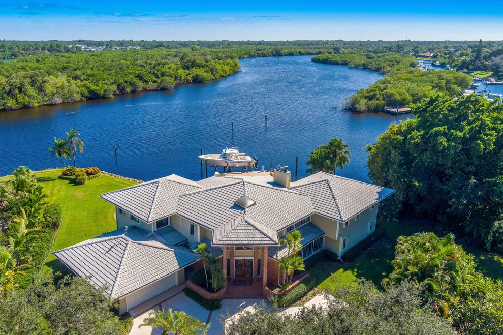 Unit for sale at 564 SW Thornhill Lane, Palm City, FL 34990