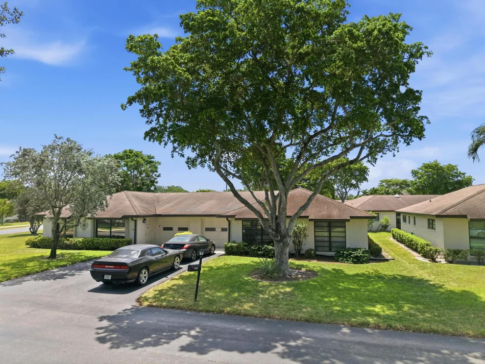 Unit for sale at 10325 Equestrian Drive, Boynton Beach, FL 33436