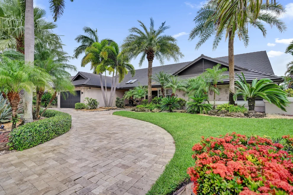 Unit for sale at 10630 Boca Woods Lane, Boca Raton, FL 33428