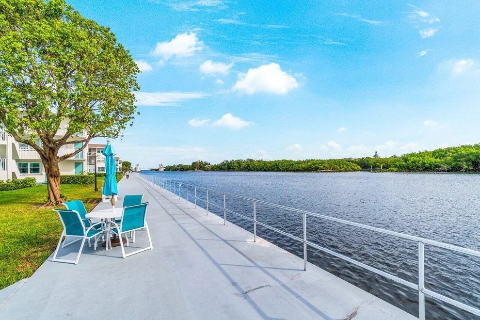 Unit for sale at 650 Horizons E, Boynton Beach, FL 33435