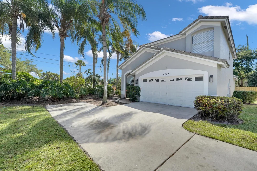 Unit for sale at 4387 Leicester Court, West Palm Beach, FL 33409