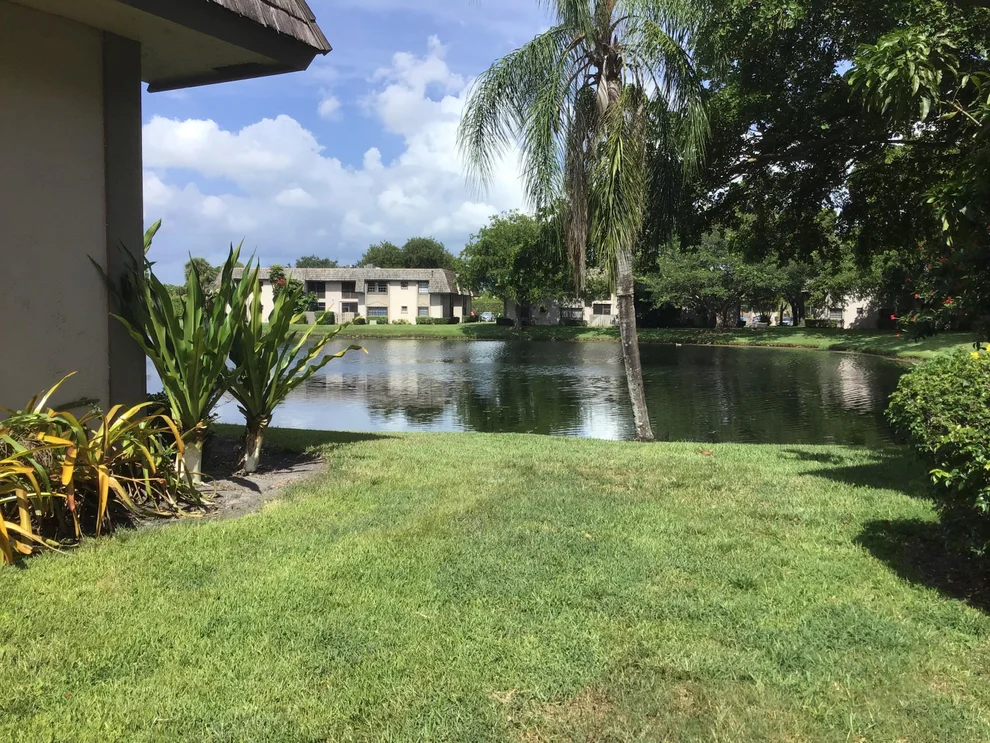 Unit for sale at 3601 NW 94th Avenue, Sunrise, FL 33351