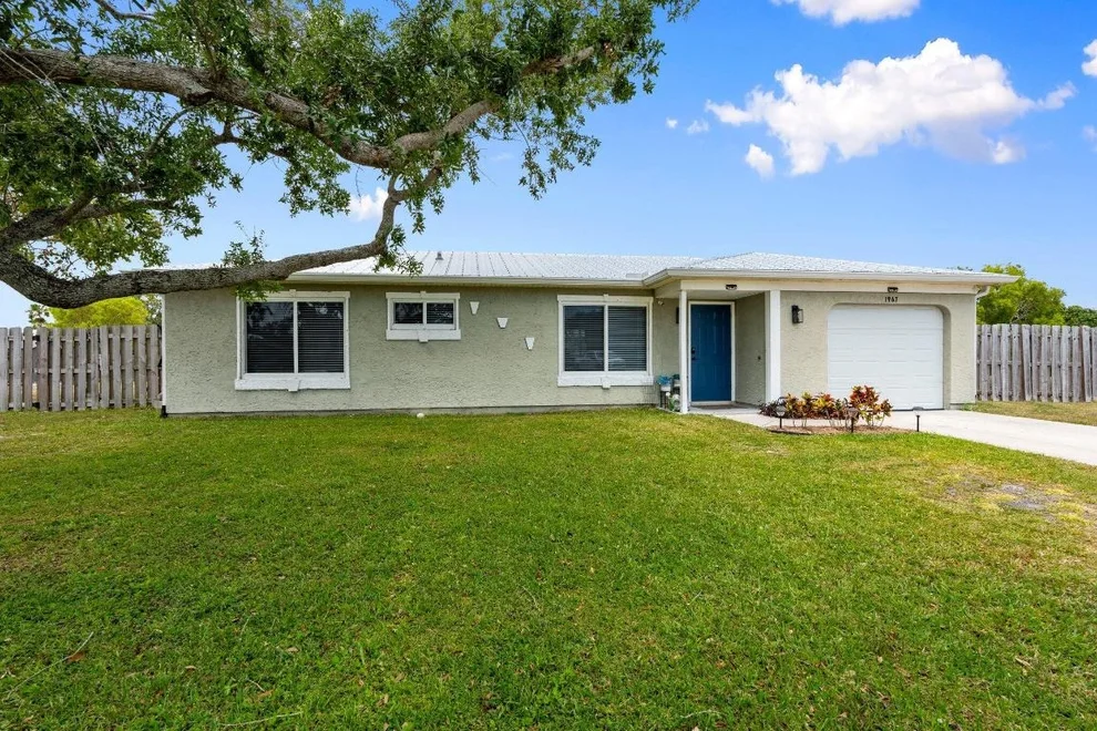 Unit for sale at 1967 SE West Dunbrooke Circle, Port St Lucie, FL 34952