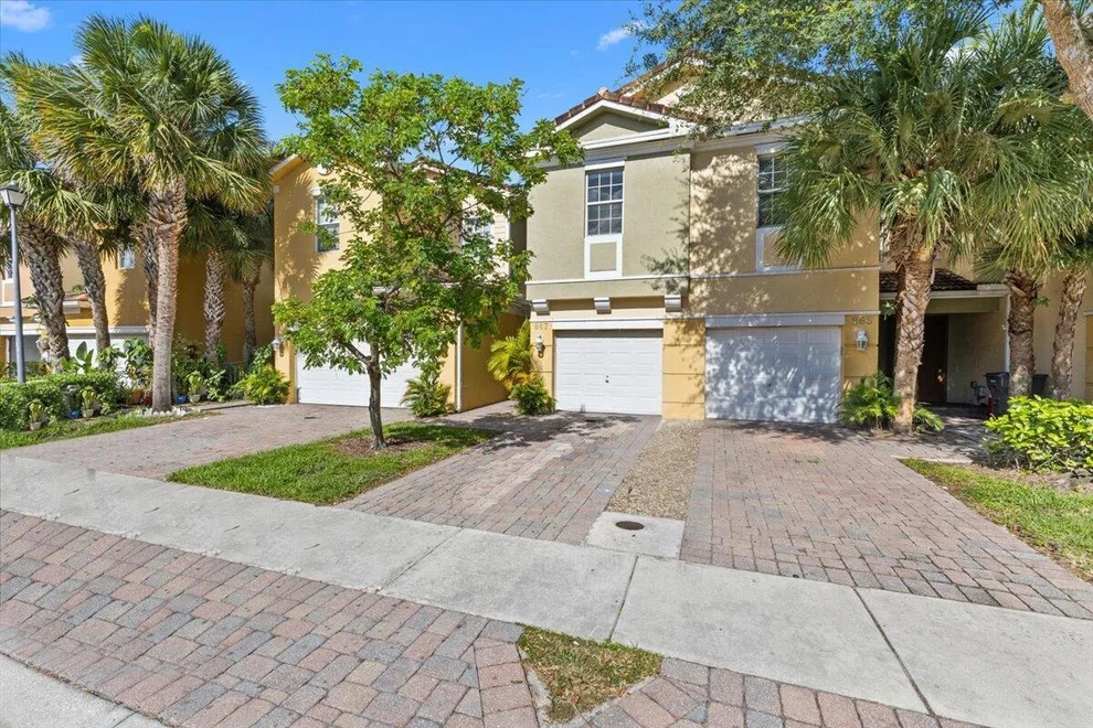 Unit for sale at 867 Pipers Cay Drive, West Palm Beach, FL 33415