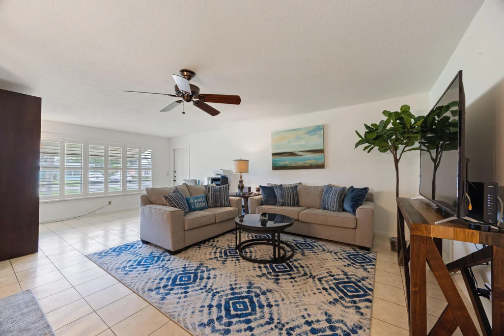 Unit for sale at 355 Main Boulevard, Boynton Beach, FL 33435