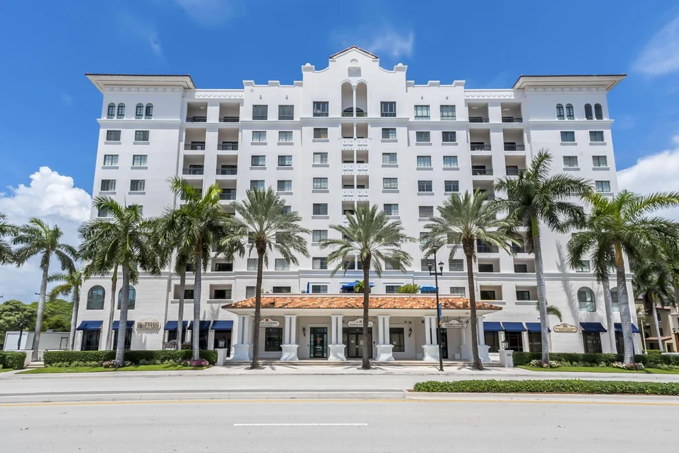 Unit for sale at 233 S Federal Highway, Boca Raton, FL 33432