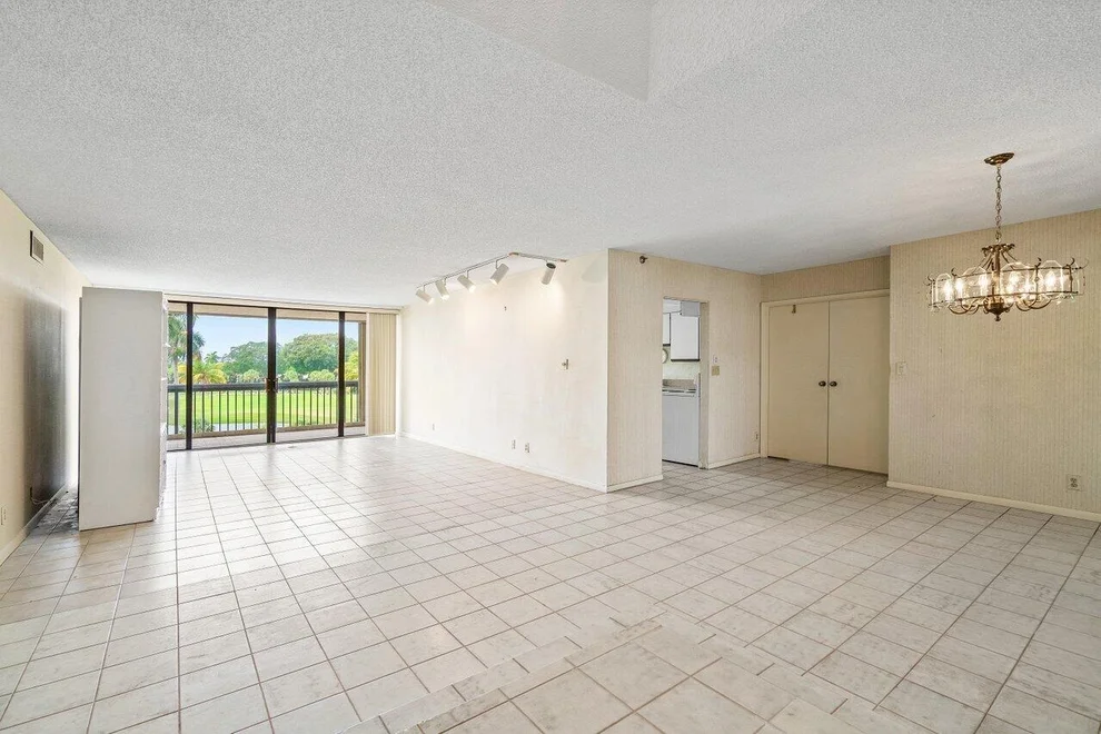 Unit for sale at 1900 Consulate Place, West Palm Beach, FL 33401