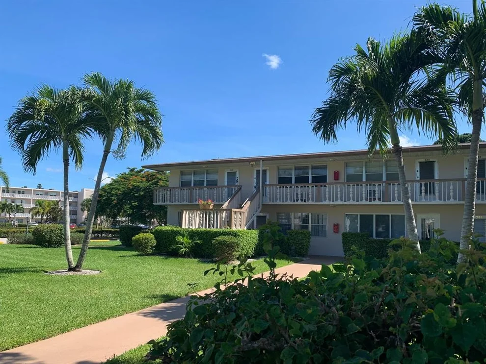 Unit for sale at 448 Windsor S, West Palm Beach, FL 33417