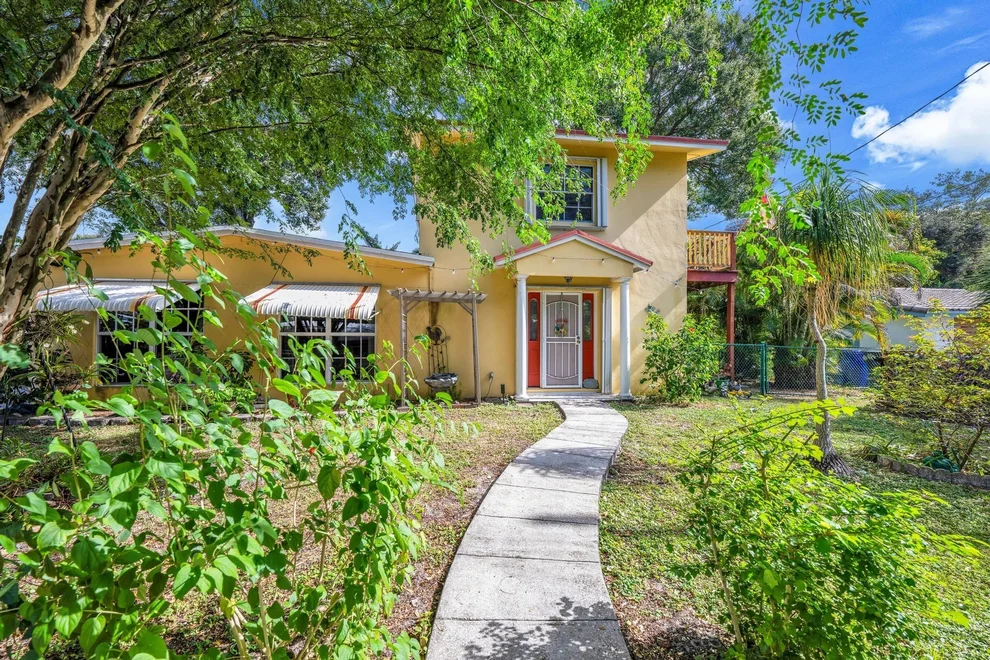 Unit for sale at 1350 SW 15th Terrace, Fort Lauderdale, FL 33312