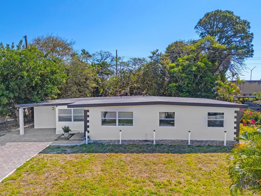 Unit for sale at 1208 Lake Geneva Drive, Lake Worth Beach, FL 33461