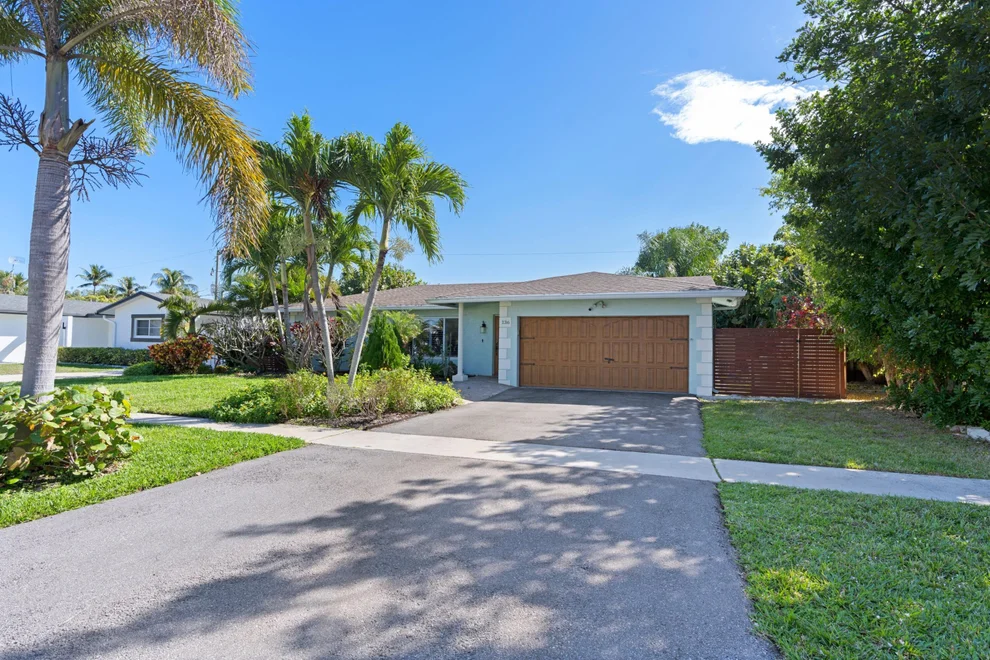 Unit for sale at 136 Oregon Lane, Boca Raton, FL 33487