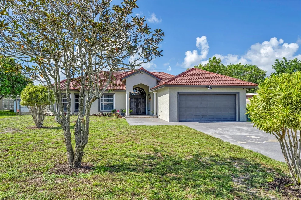 Unit for sale at 2351 NW 29th Street, Oakland Park, FL 33311
