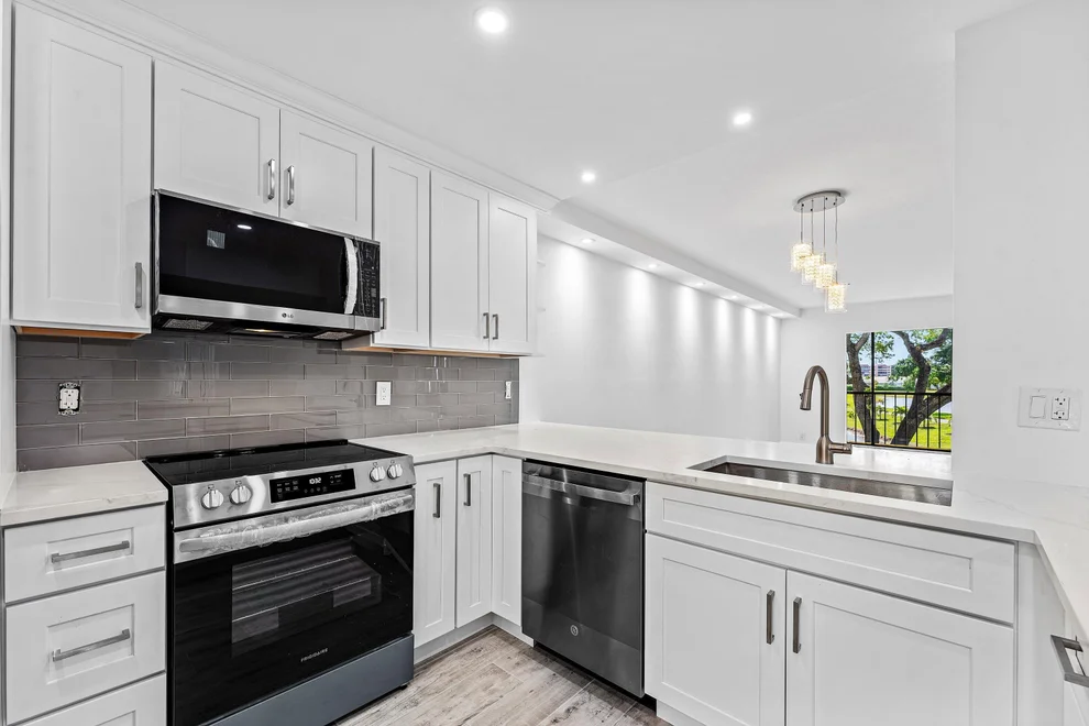 Unit for sale at 7192 Huntington Lane, Delray Beach, FL 33446