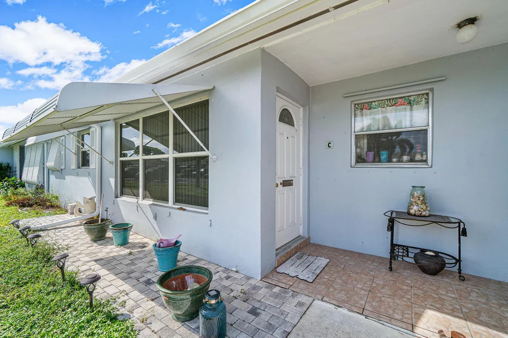 Unit for sale at 285 Main Boulevard, Boynton Beach, FL 33435