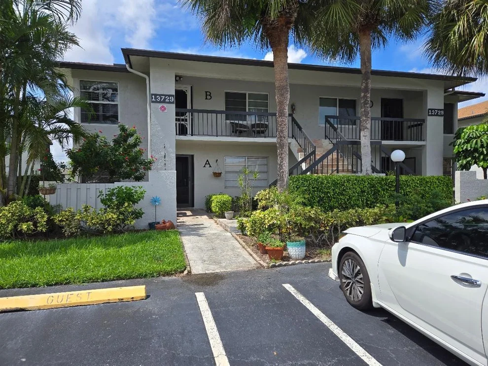 Unit for sale at 13729 Date Palm Court, Delray Beach, FL 33484