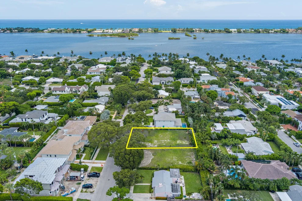 Unit for sale at 230 Forest Hill Boulevard, West Palm Beach, FL 33405