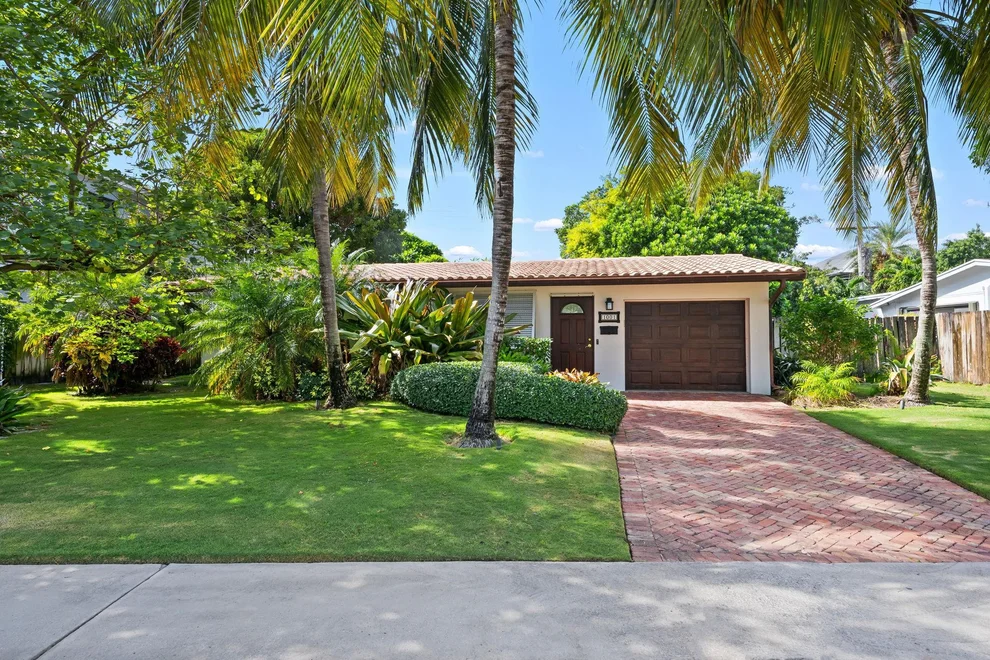 Unit for sale at 1001 NE 2nd Terrace, Boca Raton, FL 33432