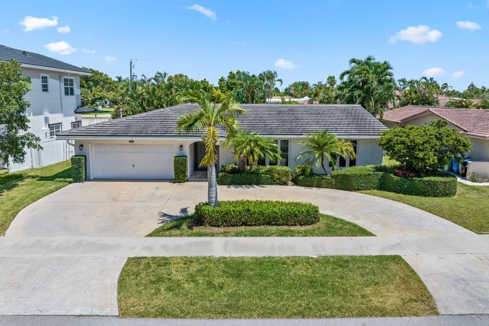 Unit for sale at 2331 NE 35 Drive, Fort Lauderdale, FL 33308