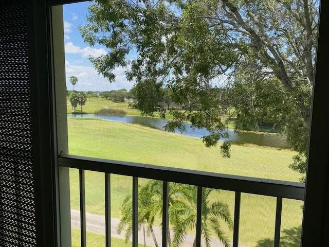 Unit for sale at 4502 Martinique Way, Coconut Creek, FL 33066