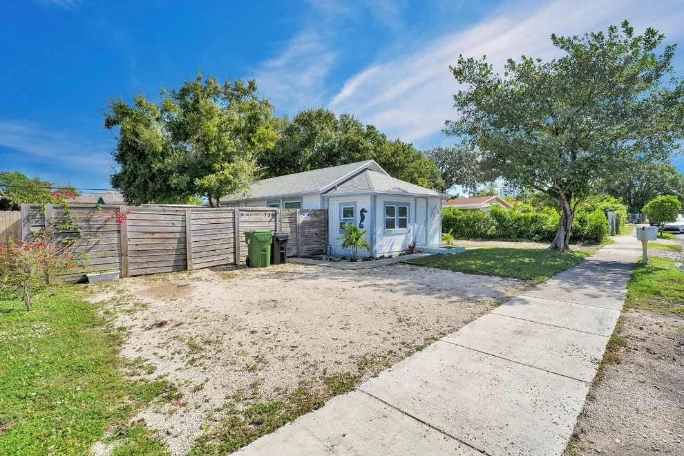 Unit for sale at 736 NW 3rd Avenue, Fort Lauderdale, FL 33311