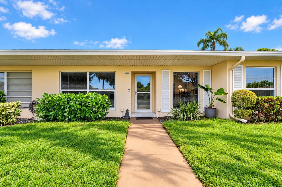 Unit for sale at 8900 Warwick Drive, Boca Raton, FL 33433