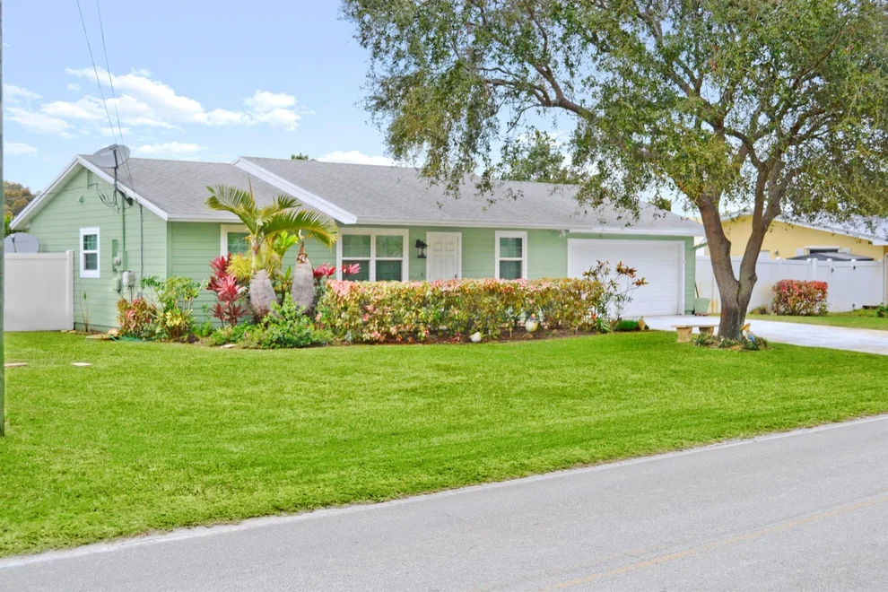 Unit for sale at 337 NE Alice Street, Jensen Beach, FL 34957