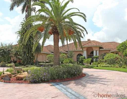 Unit for sale at 8243 Sawpine Road, Delray Beach, FL 33446