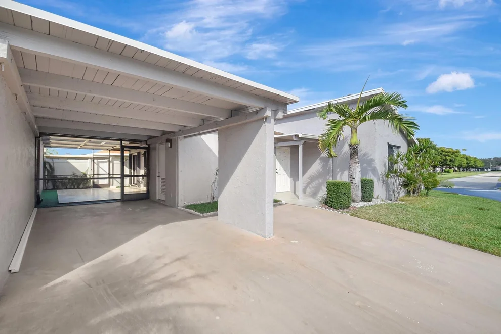 Unit for sale at 14932 Wildflower Lane, Delray Beach, FL 33446
