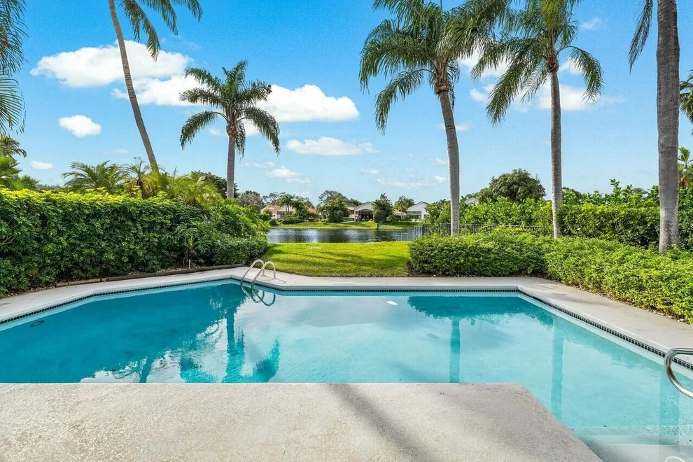 Unit for sale at 13769 Parc Drive, Palm Beach Gardens, FL 33410