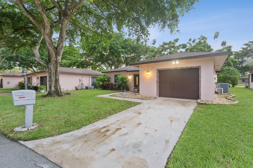 Unit for sale at 14616 Bonaire Boulevard, Delray Beach, FL 33446