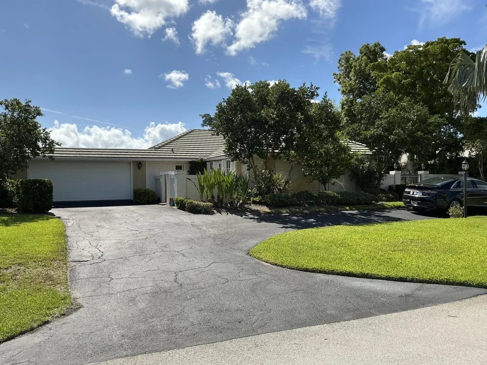 Unit for sale at 11814 N Lake Drive, Boynton Beach, FL 33436