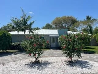 Unit for sale at 206 SE Balboa Avenue, Stuart, FL 34994