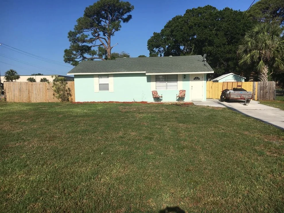 Unit for sale at 3017 S 7th Street, Fort Pierce, FL 34982