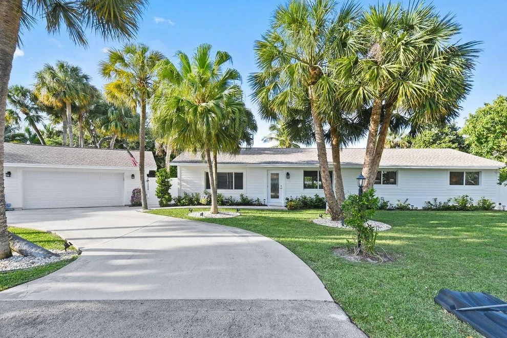Unit for sale at 2419 Snug Harbor Drive, Palm Beach Gardens, FL 33410