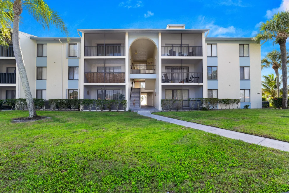 Unit for sale at 1108 Green Pine Boulevard, West Palm Beach, FL 33409