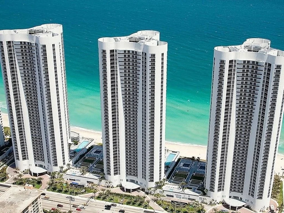 Unit for sale at 15901 Collins Avenue, Sunny Isles Beach, FL 33160