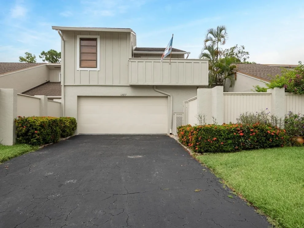 Unit for sale at 12837 Spinnaker Lane, Wellington, FL 33414