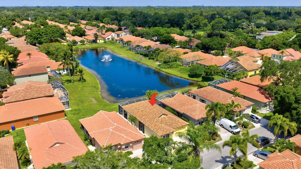 Unit for sale at 2097 Bonisle Circle, Riviera Beach, FL 33418