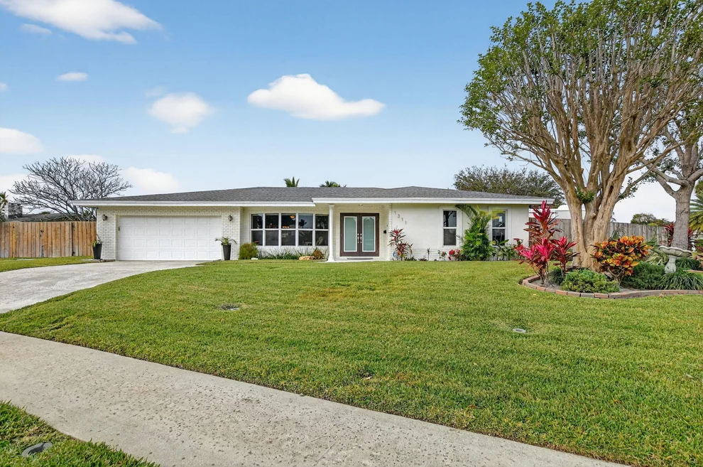 Unit for sale at 1311 SW 14th Avenue, Boca Raton, FL 33486