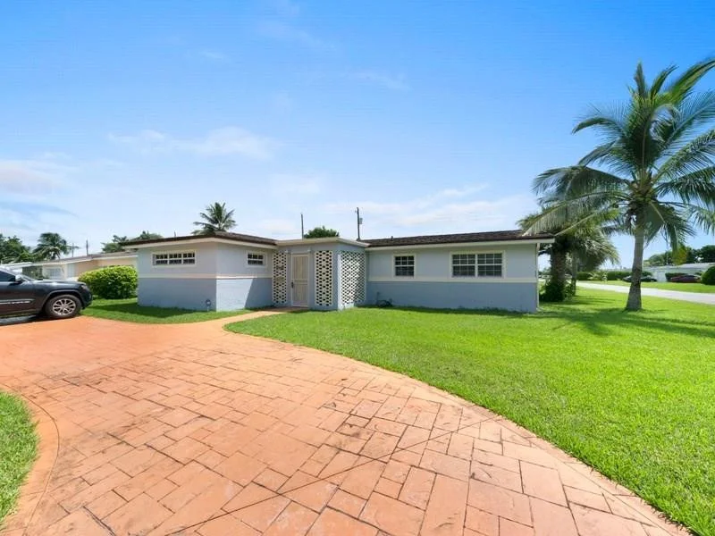 Unit for sale at 2231 Utopia Drive, Miramar, FL 33023
