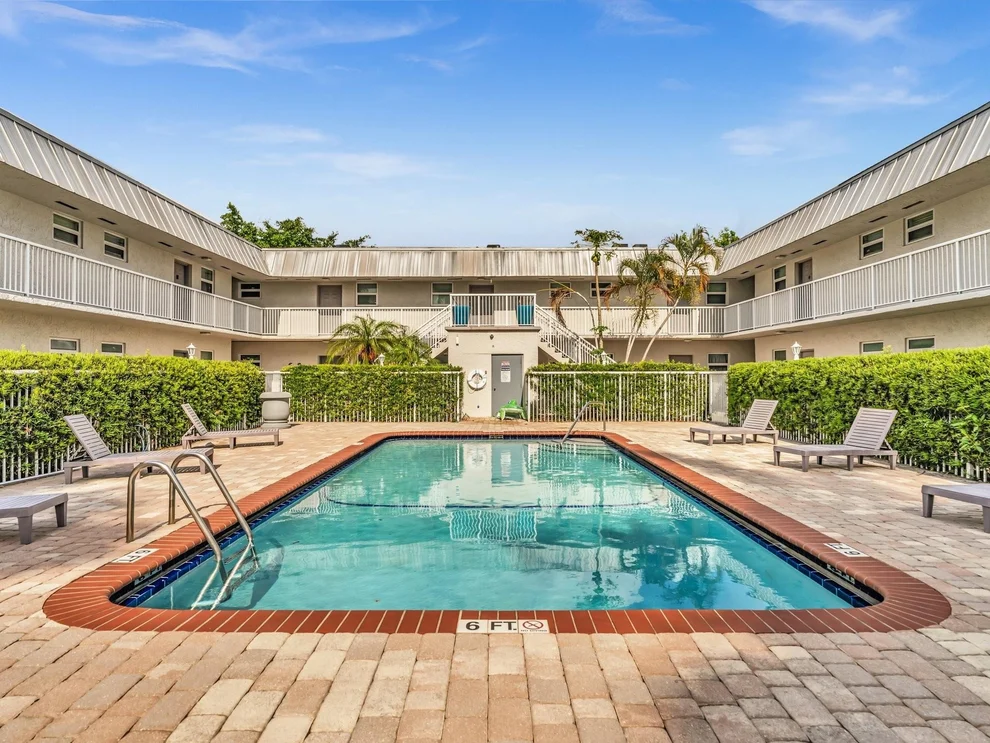 Unit for sale at 2050 N Douglas Road, Pembroke Pines, FL 33024