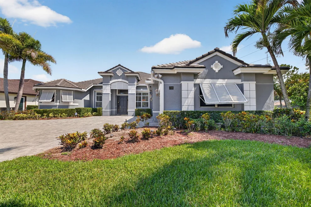 Unit for sale at 755 SW RIVER BEND Circle, Stuart, FL 34997