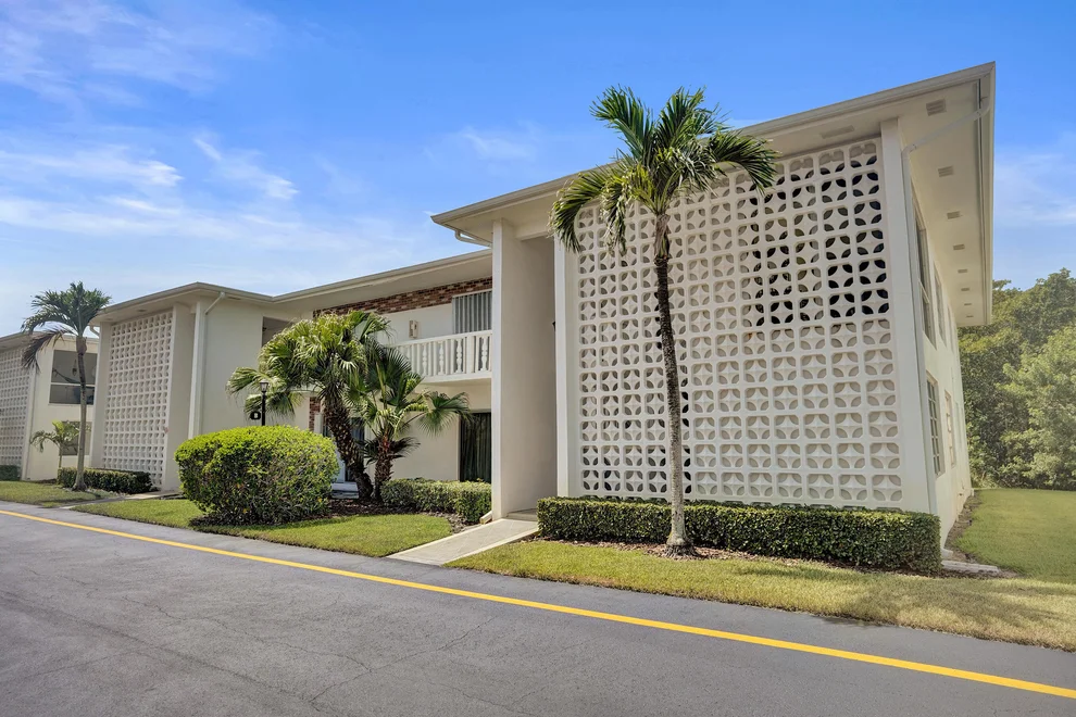 Unit for sale at 4501 S Ocean Boulevard, South Palm Beach, FL 33480